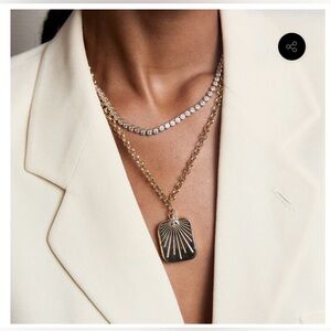 HART x rms Lip2Cheek Locket